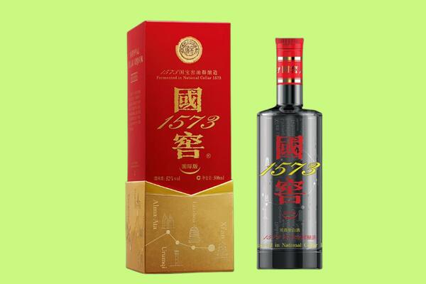 大连市瓦房店回收国窖1573.jpg
